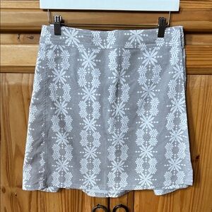 RipSkirt Hawaii Skirt Wrap Floral Gray White Small Key Pocket inside Women Small